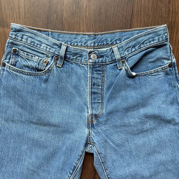 Levi’s 501 Original Fit Blue Jeans Button Fly Unisex 30x32 - Picture 6 of 10